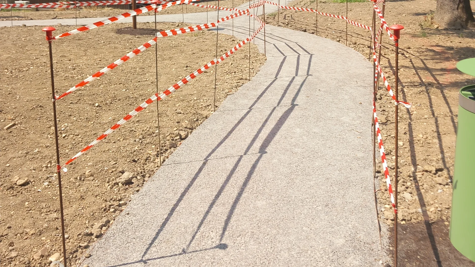 urbanizzazione VIA TOLSTOI MILANO camminamenti calcestre 2