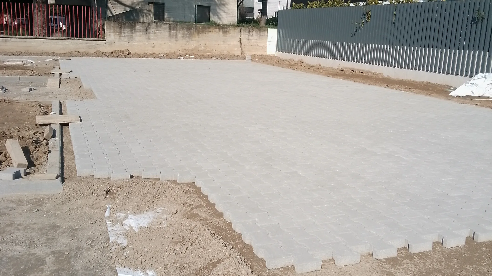 urbanizzazione ZIBIDO SAN GIACOMO parcheggio e parco 2